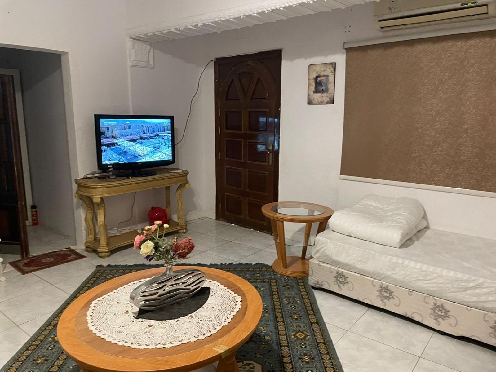 5د من الحرم النبوي 5mins Near Masjid Nabawi Appartement Médine